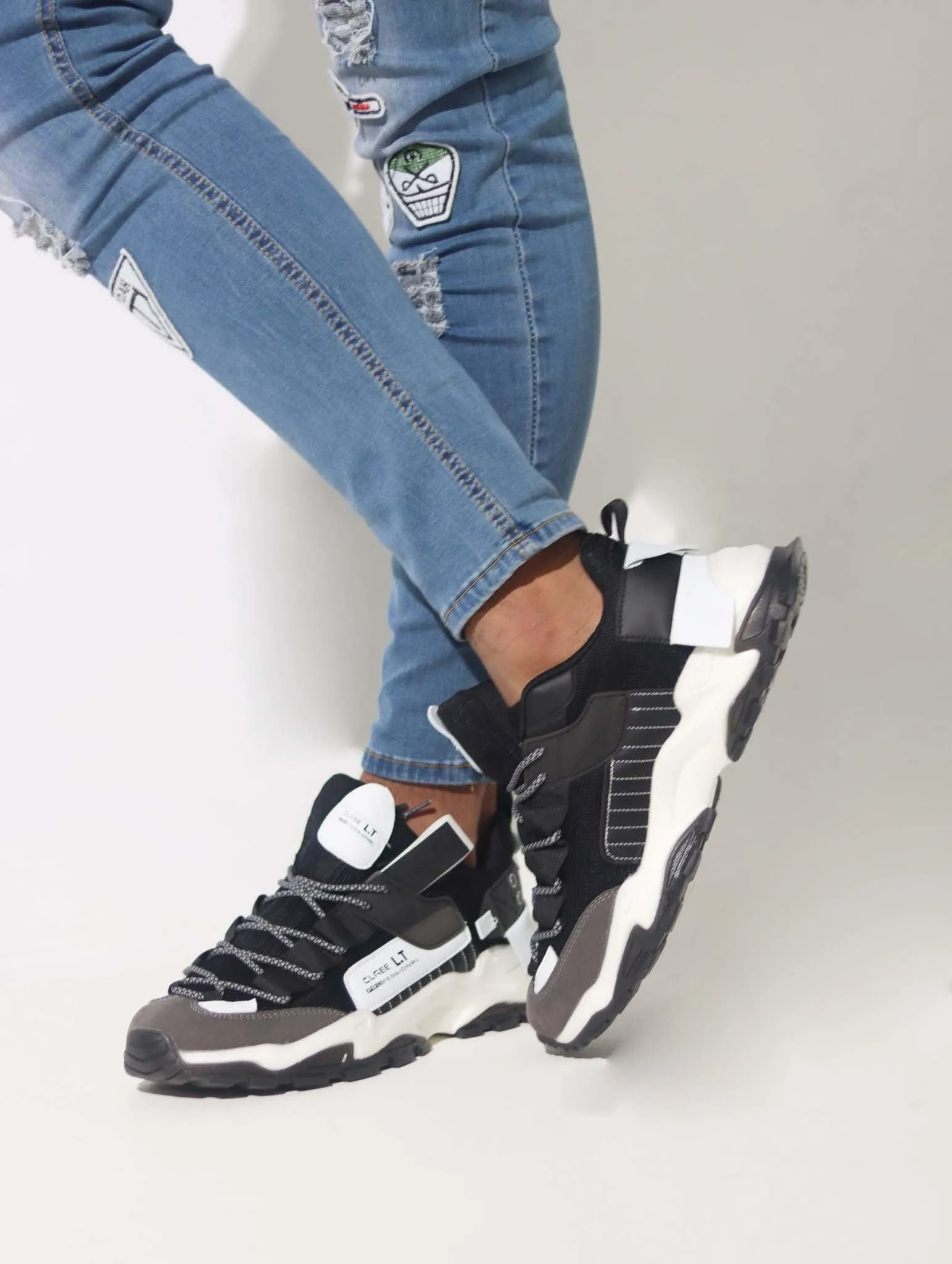 LYTE Men's Casual Outdoor Sneakers