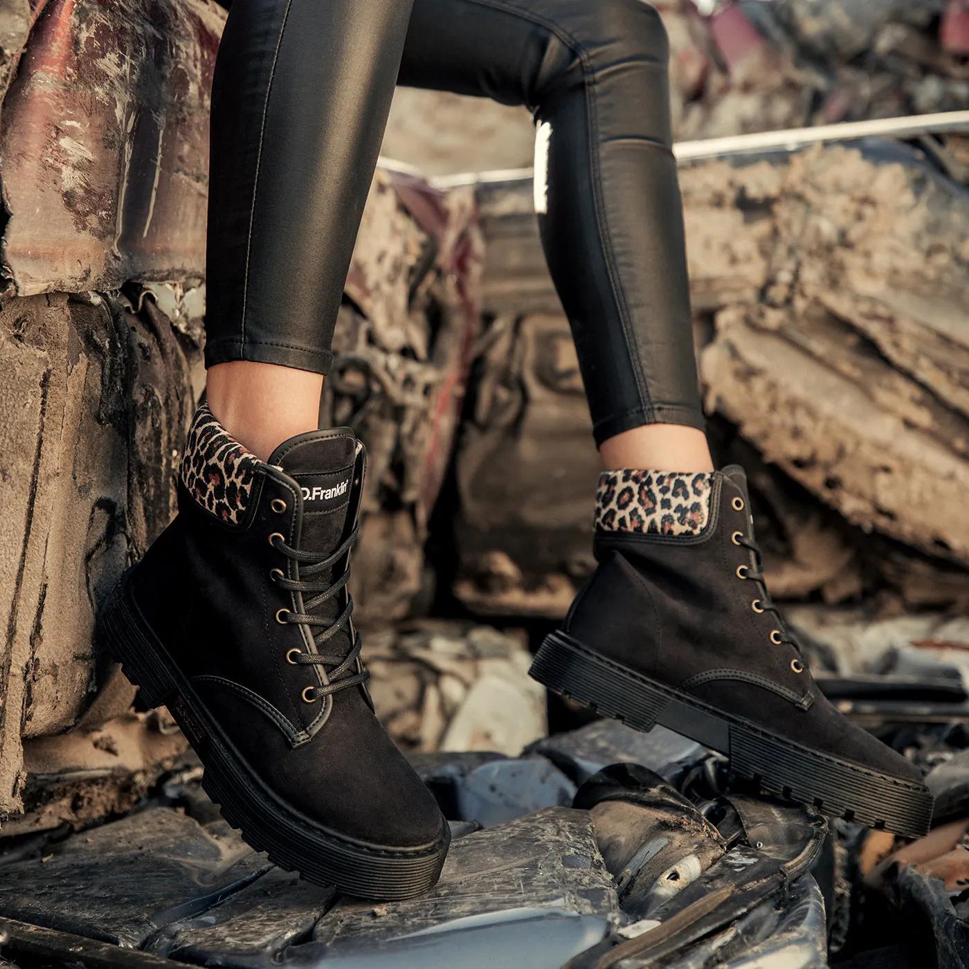 Zero Black / Leopard